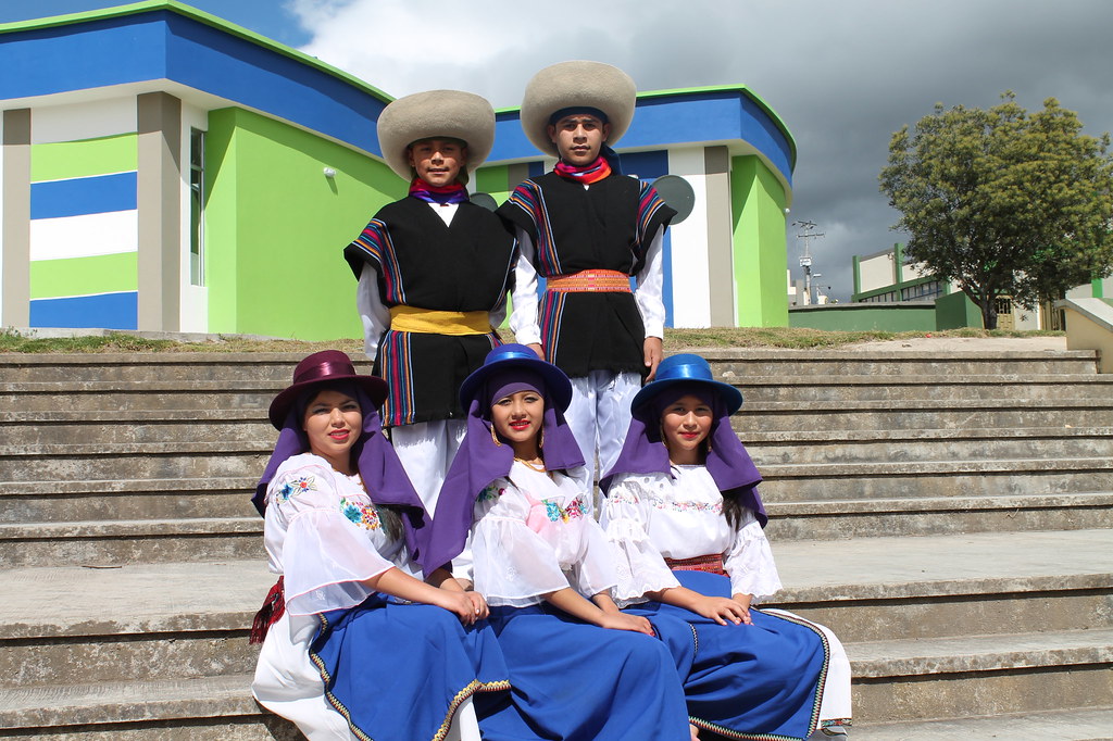 grupo-de-danzas-sentimiento-andino-iemcp 20292245274 l.jpg