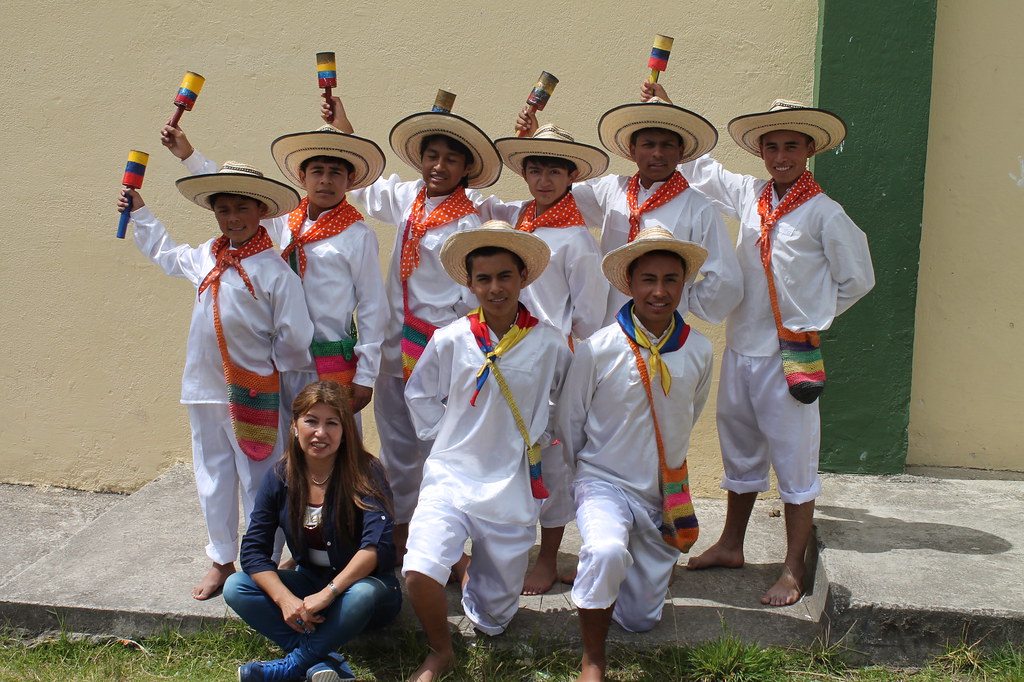 grupo-de-danzas-sentimiento-andino-iemcp 20726494808 l.jpg
