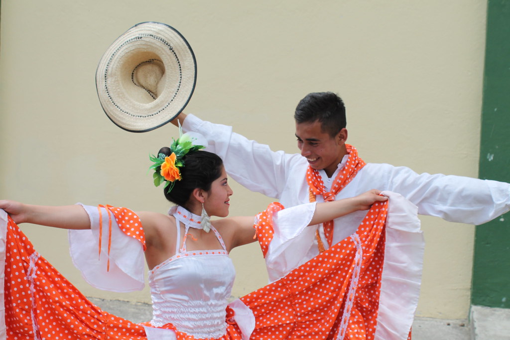 grupo-de-danzas-sentimiento-andino-iemcp 20904634052 l.jpg