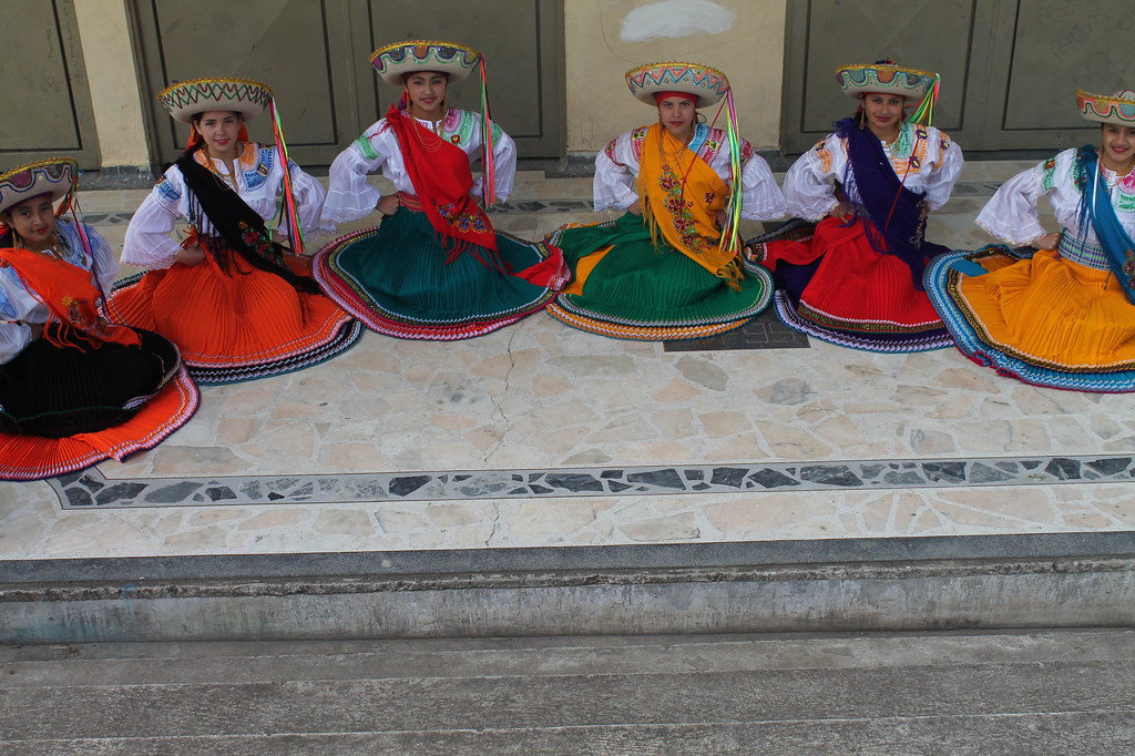 grupo-de-danzas-sentimiento-andino-iemcp 20922222931 l.jpg